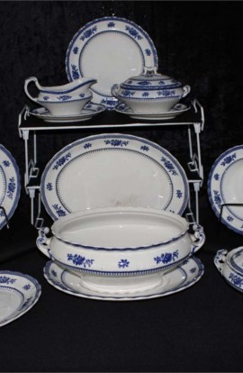 LOSOL Ware Keeling Company Shrewsbury Blue Pattern Fine Bone China Dinnerware 23 Piece Set with Platter and Serving Bowl