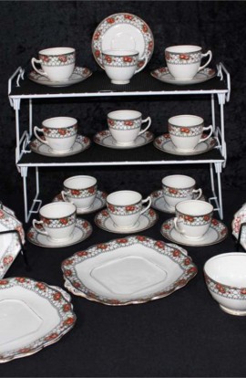 Balmoral Pattern 7867 Pattern Fine Bone China Antique Tea Set , 34 Pieces Set , Service for Ten
