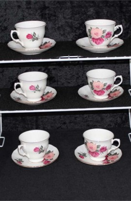 Gainesborough Peach and Red Rose H 37 7 Pattern Fine Bone China Vintage Tea Set . An 18 Piece Set of Six Trios