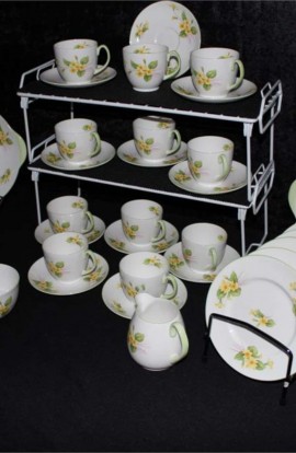 Shelly Primrose 2528 Pattern Fine Bone China Vintage Tea Set , A 37 Piece Set , Service for Eleven